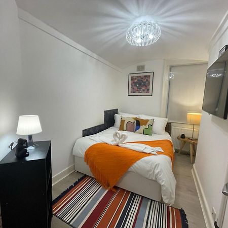 Central Point Apartment London Eksteriør billede